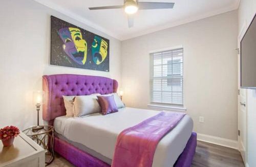 Tulane - Gravier House | Bright & Inviting 5BR Home near FQ and Superdome