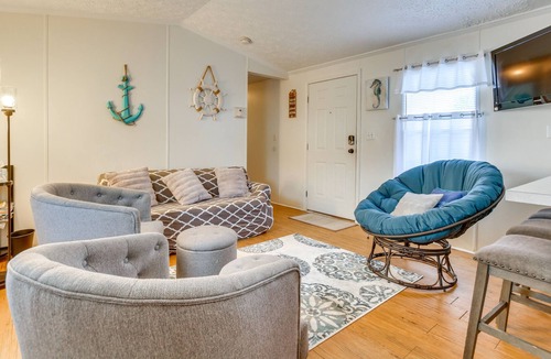 Bayou Grande Villa House | Bright Pensacola Home w/ Backyard - Pets Welcome!