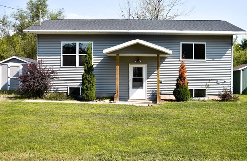 Marquette House | Bright & Private Home ~ Close To Downtown MQT