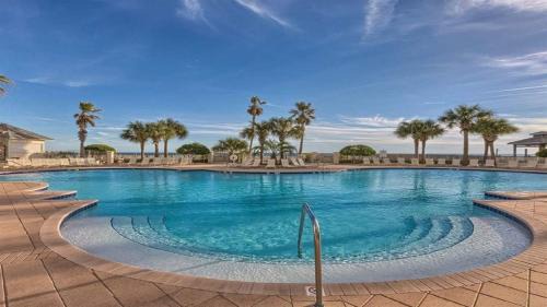 Fort Morgan Apartment | Bristol 1703 Beachfront Luxury-Stunning Views from the 17th Floor Balcony-Resort