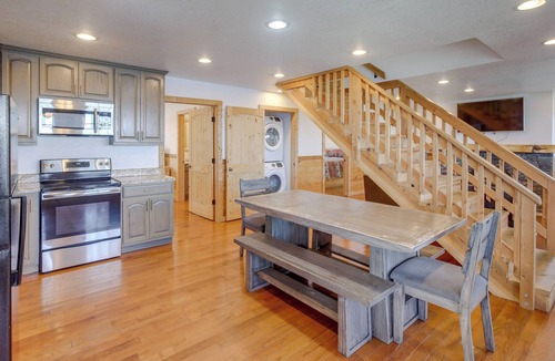 Bryant Cabin | Bryant Cabin w/ Private Hot Tub & Community Pool!