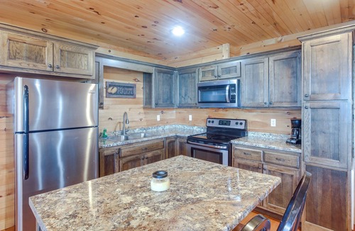 Bryant Cabin | Bryant Vacation Rental w/ Balcony & Scenic Views!