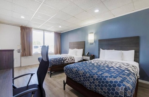 Wytheville Hotel | Budget-Friendly Lodging Near US-52 Corridor | Simple Stay with Easy Road Access