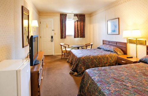 Lewisburg Hotel | Budget-Friendly Stays | Near Parks, Airport and Lewisburg Attractions | 4 Units