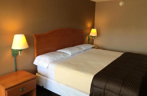 St. Robert Hotel | Budget Inn - Saint Robert
