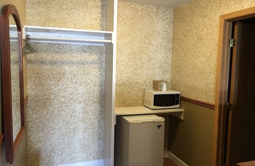 Jefferson City Hotel | Budget Inn