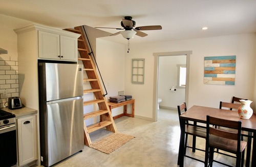 Campobello House | Bungalow on a 3 acre mini farm in beautiful Campobello SC