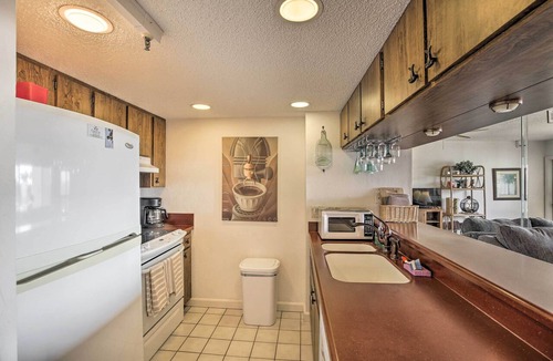 Burnt Store Marina Condo | Burnt Store Marina Condo: Boat, Swim, Golf!