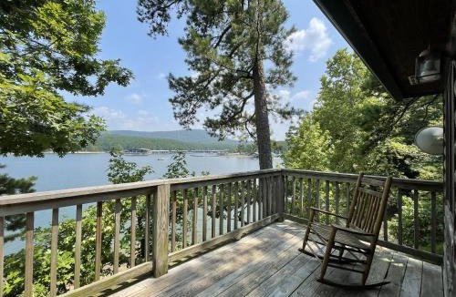 Mount Ida House | C18 - Lake view two bedroom, two bath loft, log-sided cottage with private hot tub overlooking Lake Ouachita