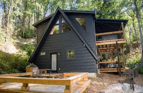 Chalet Village North Cabin | Cabin ∙ 1 bedroom ∙ 2 guests