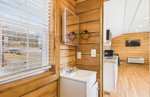 Northfork Cabin | Cabin # 1 Fully Furnished, 3500ft Elevation, 27 acres, Hatfield McCoy Trail 62