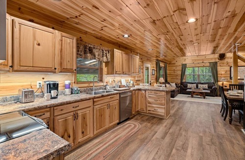 Cosby Cabin | Cabin ∙ 2 bedrooms ∙ 6 guests