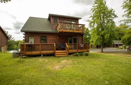 Gaylord House | Cabin 2462 - Roomy Log Cabin at Beaver Creek Resort