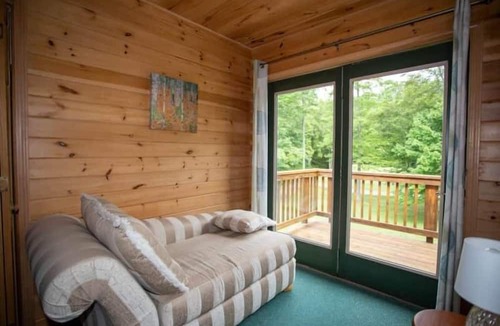 Gaylord House | Cabin 2462 - Roomy Log Cabin at Beaver Creek Resort