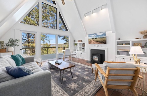 Lost Bridge Village House | Cabin Allswell - Beaver Lake A-Frame - Sleeps 8