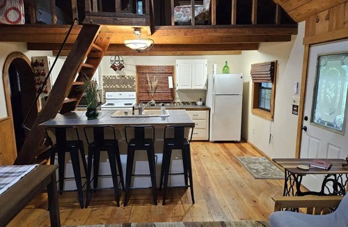 Everton Cabin | Cabin in the Woodsnn