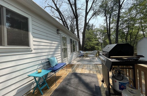 Briley Cottage | Cabin on the lake orv’s and campers welcome!