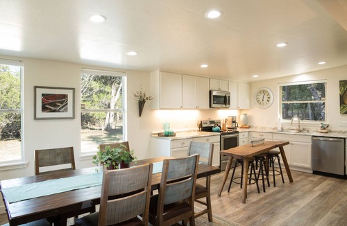 Ingram House | Cade Loop Hideaway-HotTub/Plunge Pool/Private Riverfront