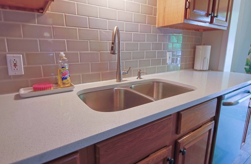 Golf View Estates House | Campus Cottage 4BR Sleeps 8 Near UK, Red Mile, Downtown & Keeneland