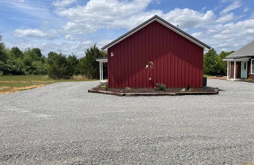 Campbellsville Cottage | Can't BEAR to Leave - Cottage D
