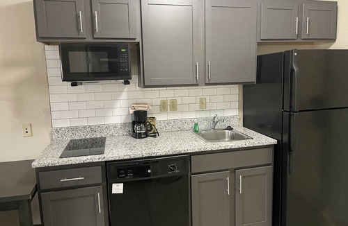 South Bend Hotel | Candlewood Suites Airport by IHG