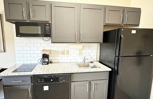 South Bend Hotel | Candlewood Suites Airport by IHG