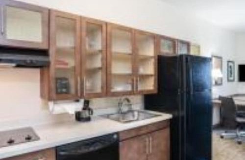 Auburn Hotel | Candlewood Suites Auburn by IHG