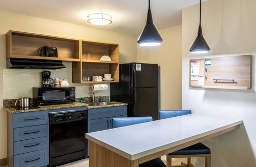 Okatie Hotel | Candlewood Suites Bluffton-Hilton Head by IHG