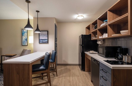 Lakeview Hotel | Candlewood Suites Manassas by IHG
