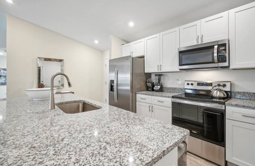 Mariner House | Cape House-Heated Pool-Fire Pit-Private Backyard-Close to many attractions