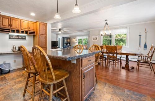 Ephraim House | Captains Quarters by Simple Life Rentals
