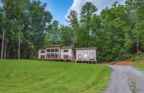 Cosby Cabin | Cardinal Pool Cabin – 2BR Mountain Retreat with Private Indoor Pool, Hot Tub &am