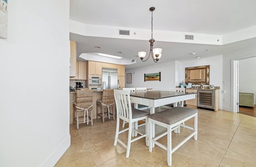 Orange Beach East Apartment | Caribe C213 - Gulf Front 3BR, Lazy River, Indoor/Outdoor Pools, 2 Min To Beach