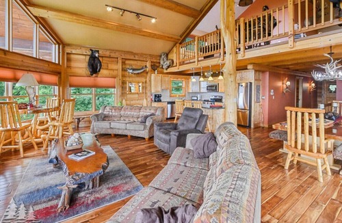 Mio Cabin | Caribou Ridge! Sleep 28+. 1of2 Lodges StunningView