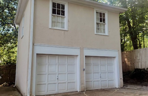 Buckhead House | Carriage House - Private & Very Quiet