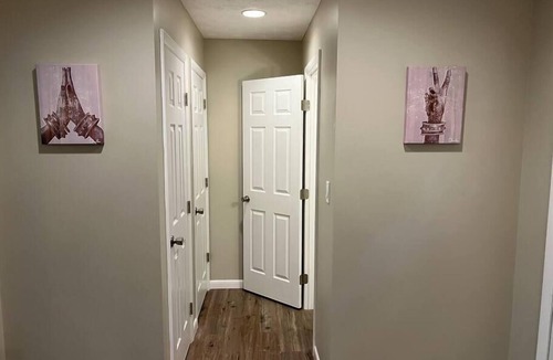 Norwood Apartment | Carter #6, Two Bedroom Apartment near Xavier