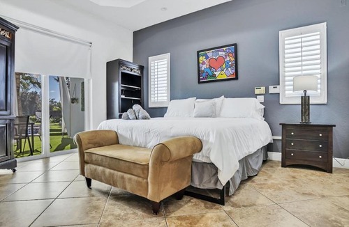 Park East Villa | Casa Asaka Waterfront Pool Paradise