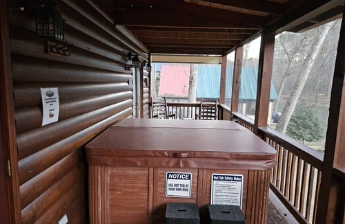 Ellijay Cabin | Casa Del Rio | Ellijay, GA