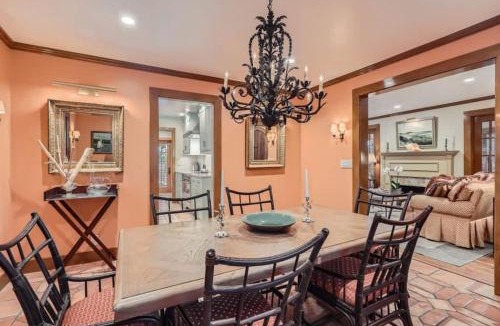 Old Northwood Historic District House | Casa Delfino - Savor Old World Charm with a Lush Poolside Retreat