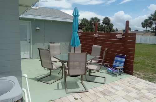 Ormond Shores Estates House | Casa Playa, 3 bdr, Walk to the Beach!