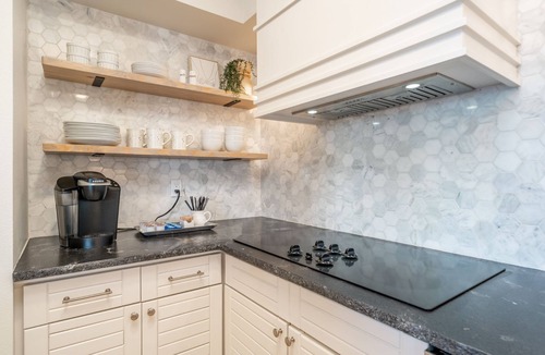 Lake Hamilton Condo | CASTAWAY on Lake Hamilton - 3 bedroom with boat slip
