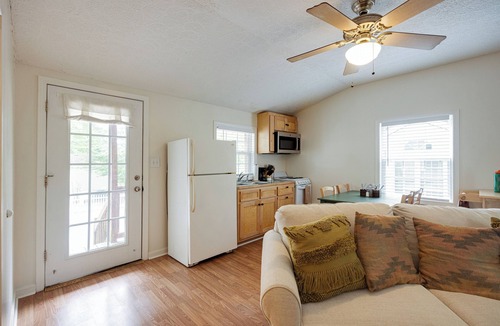 Monteagle Cottage | Catch Some ZZZ's at the Grizzly Cottage