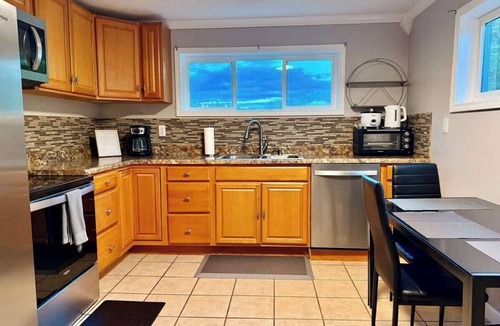 Wise House | Cavalier Cottage - Within Minutes to UVA Campus