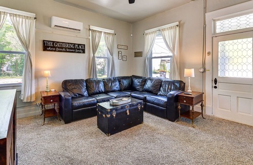 Cave Springs Apartment | Cave Springs Home ~ 16 Mi to Razorback Stadium!