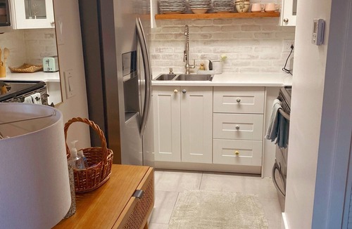 Coconut Grove Apartment | Central cozy 2BR/2BA condo w/dedicated workspace