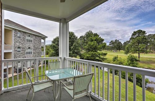 Central Myrtle Beach House | Central Myrtle Beach Condo w/Golf Course View!