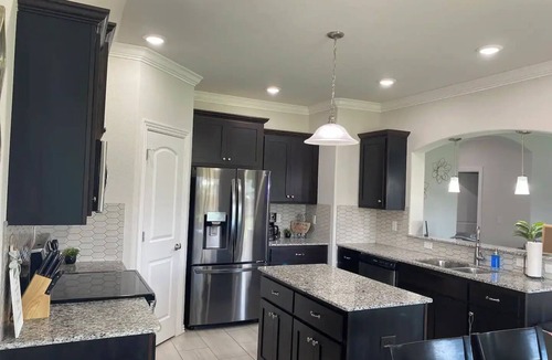 Lowell House | Central NWA-Games, Concerts, Nature and More