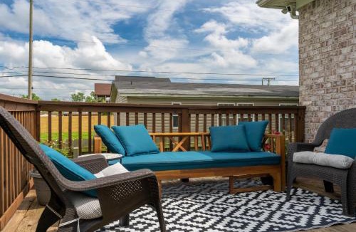 North Nashville House | Centrally Located Cozy Pet Friendly Cottage