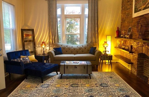 Tower Grove East House | Centrally located in the Tower Grove East neighborhood!