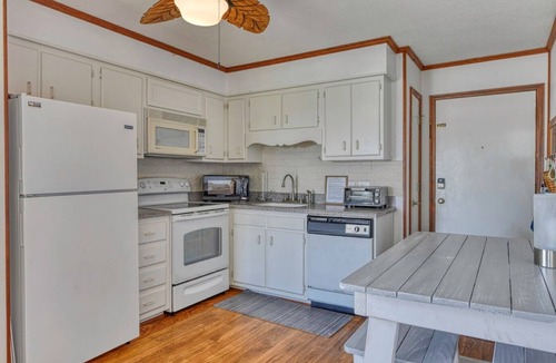 Gulf Stream Estates Condo | Channel Front 2 Bedroom Condo with a Pool! Across from the Ocean